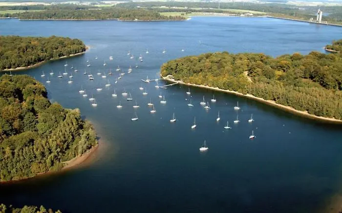 Le Cocon Des Lacs Love hotel *