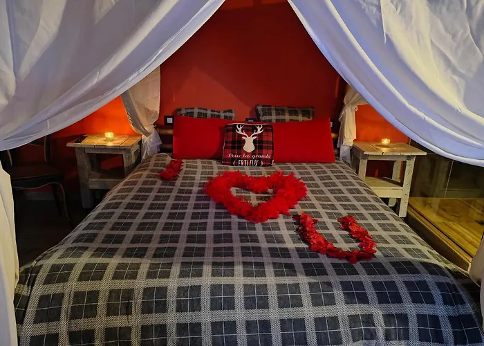 Love hotel Le Cocon Des Lacs Boussu-lez-Walcourt
